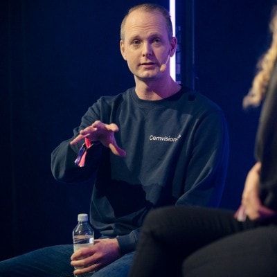 Oscar Hållén
